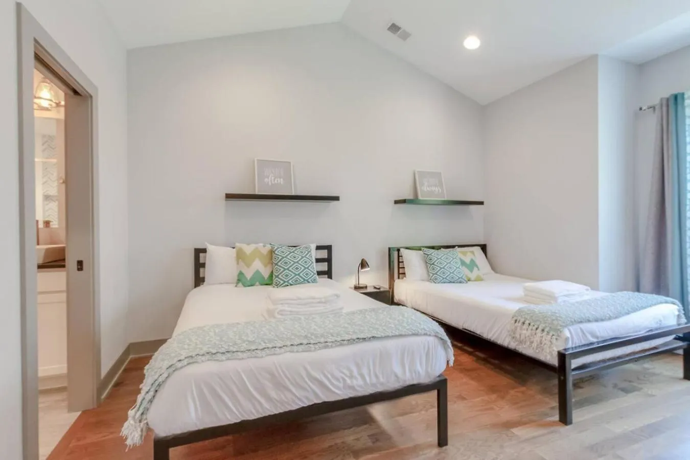 Tatil Evi Music City Finest In Edgehill 2500 Square Feet Nashville ABD