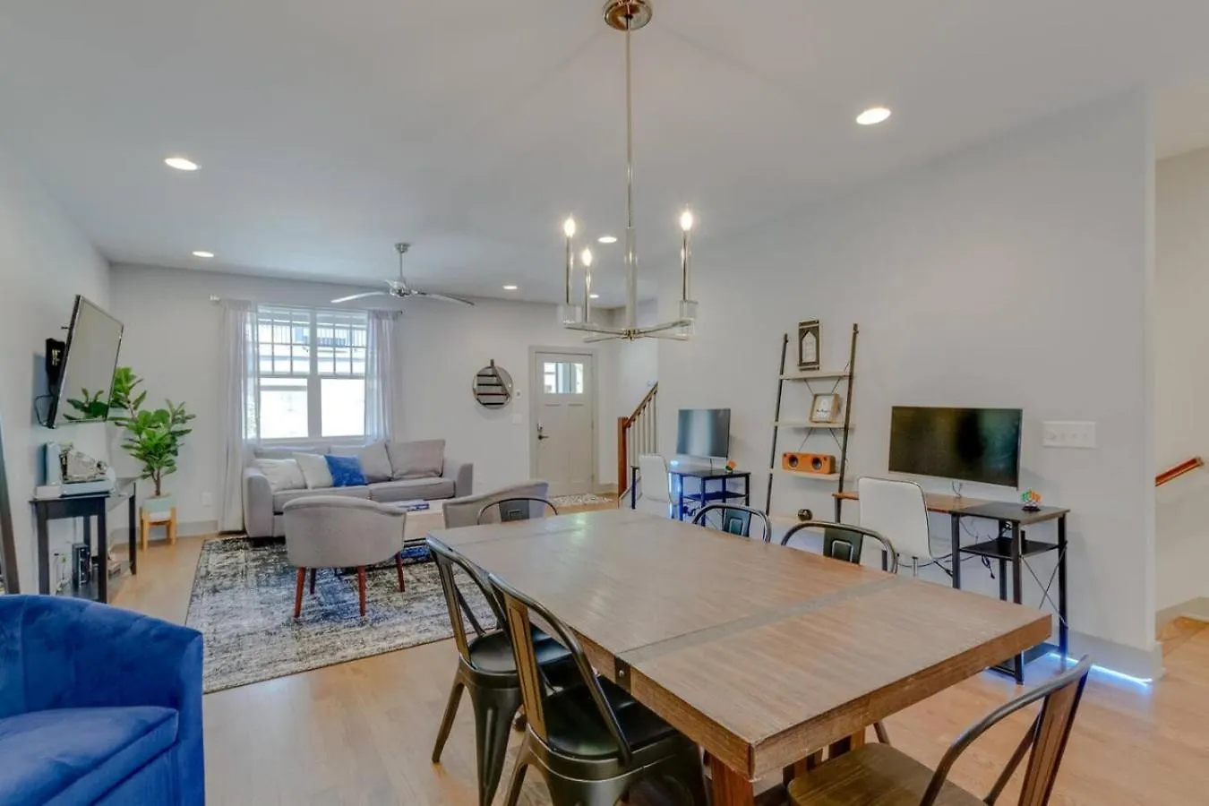 Music City Finest In Edgehill 2500 Square Feet Nashville