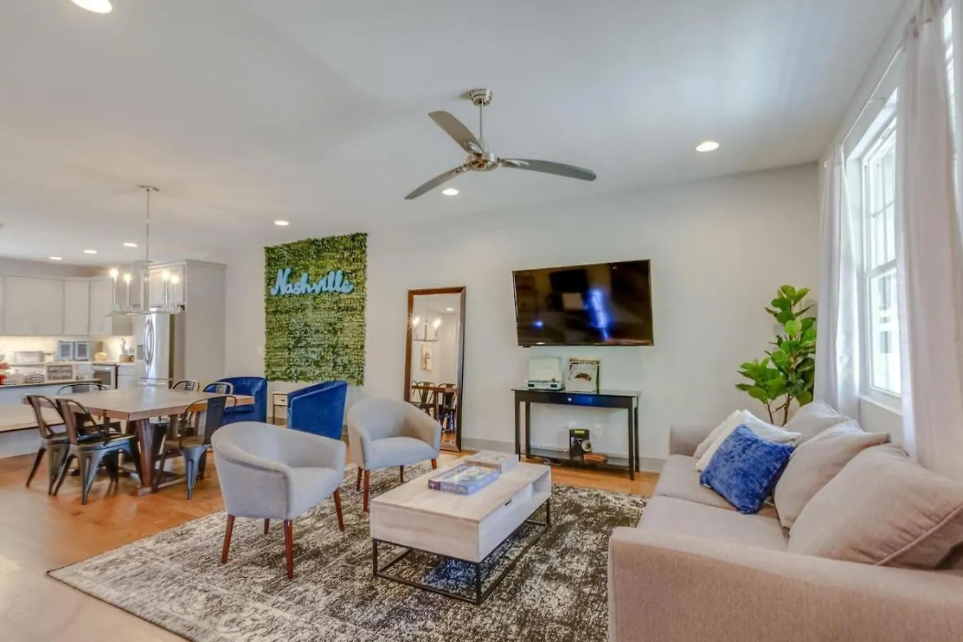 Music City Finest In Edgehill 2500 Square Feet Nashville
